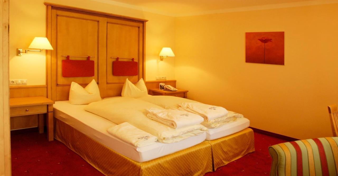 סן אנטון Hotel Montana מראה חיצוני תמונה