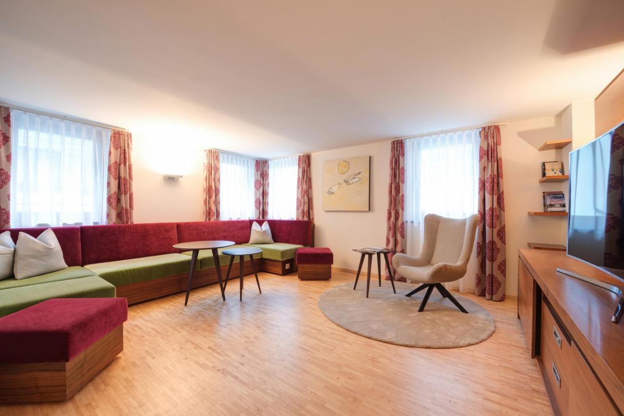 סן אנטון Hotel Montana מראה חיצוני תמונה